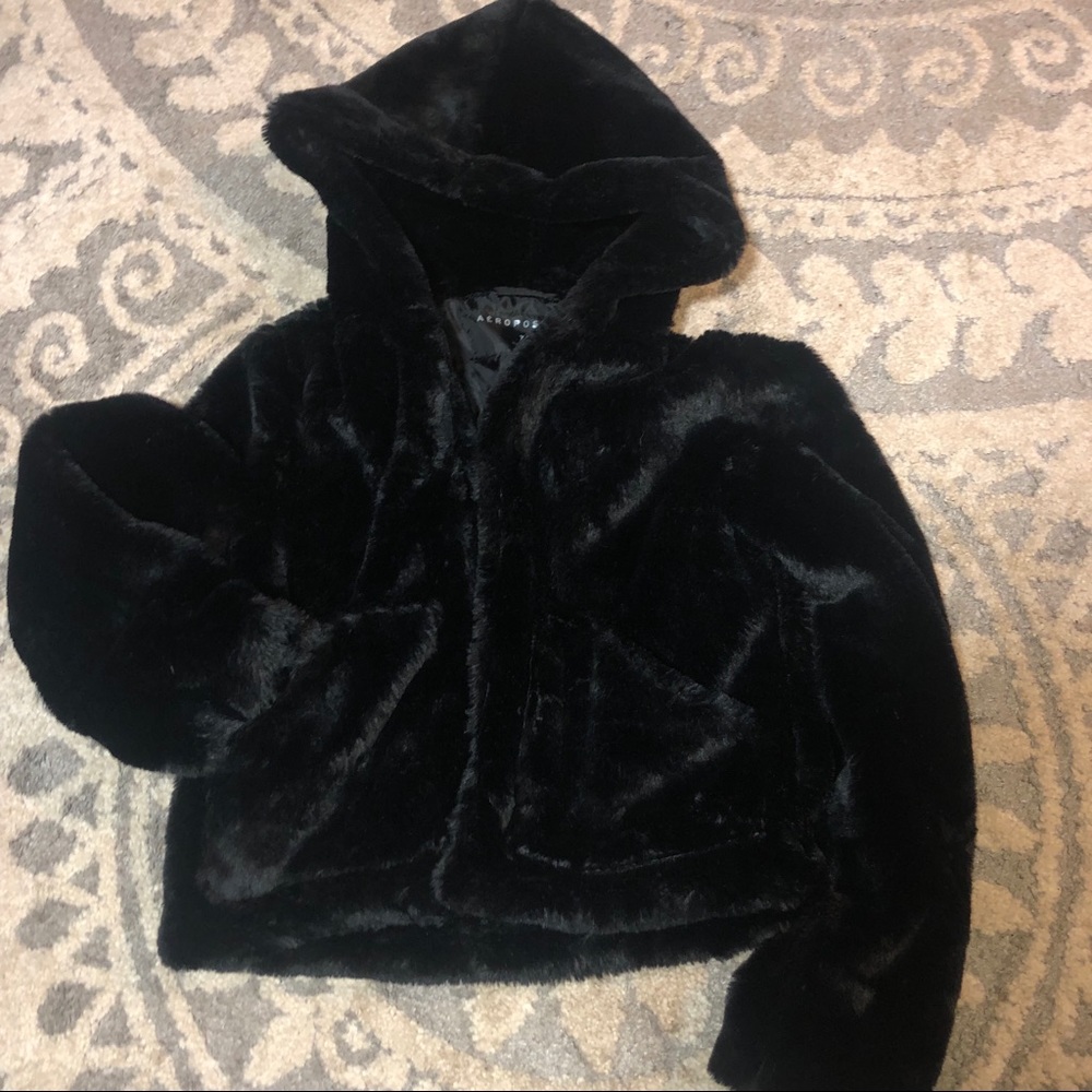 Faux-fur puffy coat
